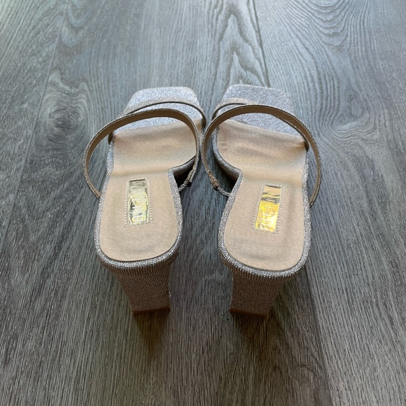 BILLINI OLETTA CHAMPAGNE GLITTER SLIP ON GLAM MULE SQUARE TOE BLOCK HEELS SIZE 7 - Picture 6 of 10